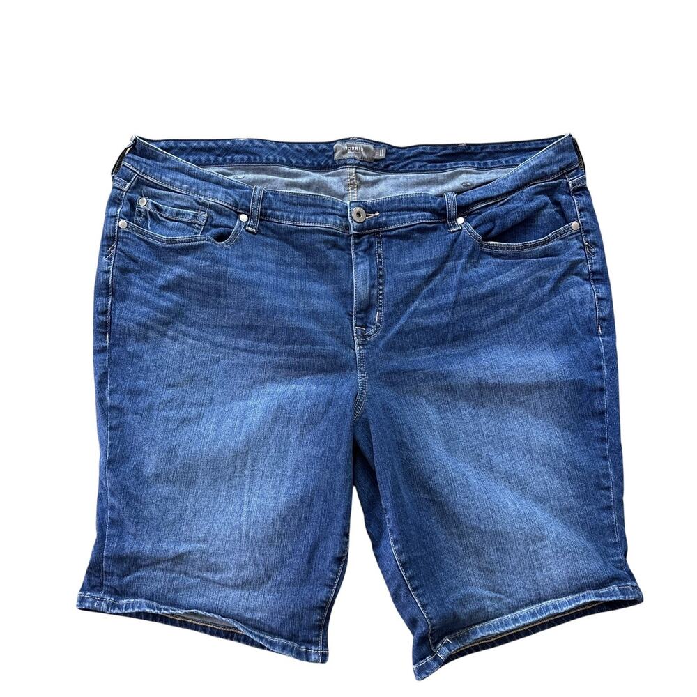 Torrid Jean Shorts Bermuda Womens Medium Wash Bermuda Denim Plus Size Stretch 24